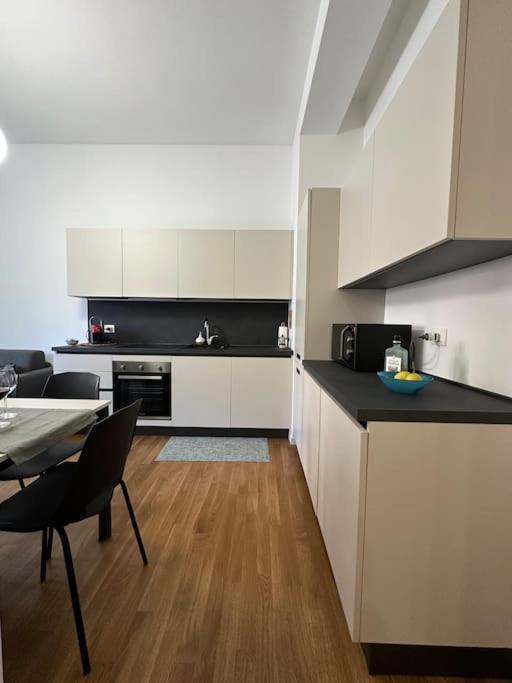 Apartamento Nolo62, A Nifty Flat In Milán Exterior foto